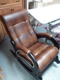 Кресло качалка с подножкой Модель 44